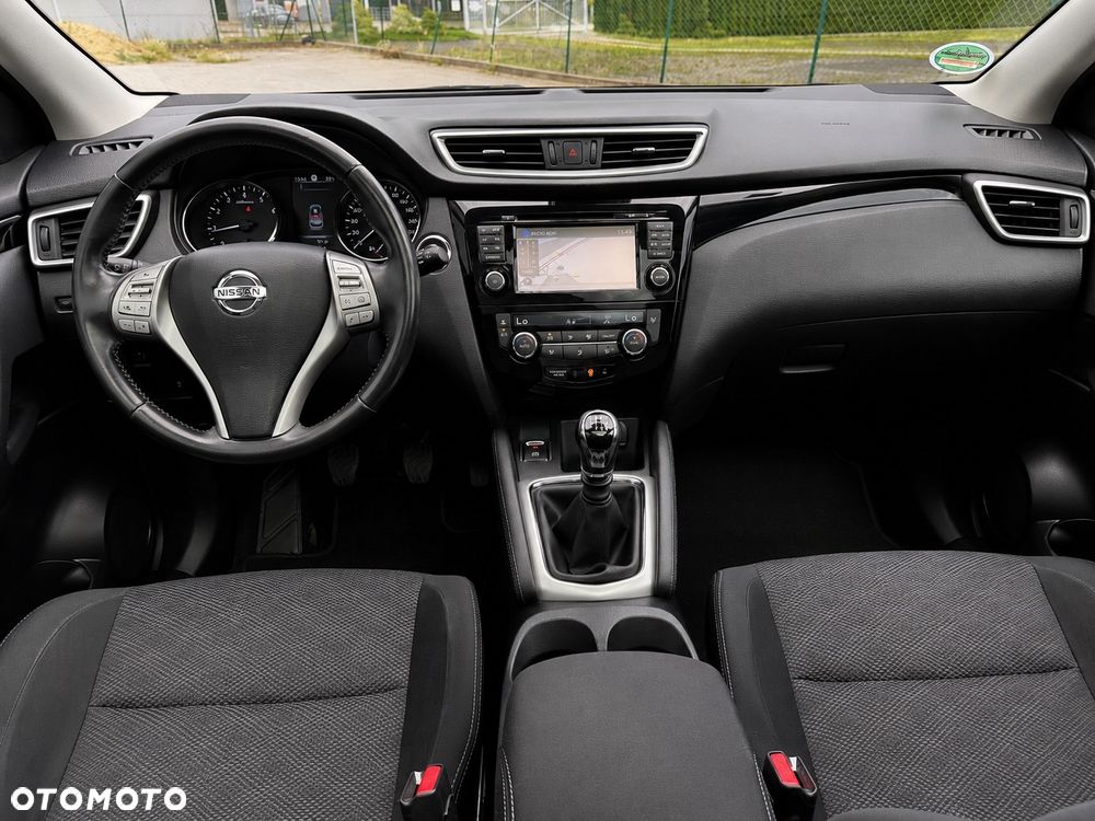 Nissan Qashqai 1.2 DIG-T N-Connecta EU6 - 12