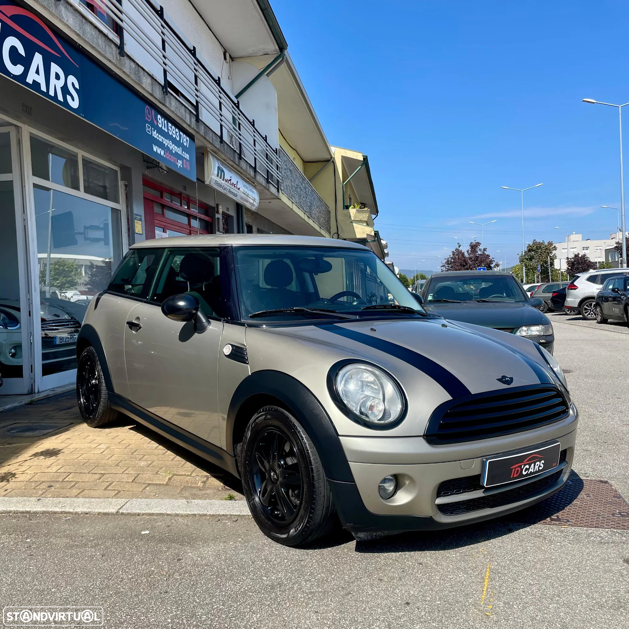 MINI 3 Portas Cooper D - 3