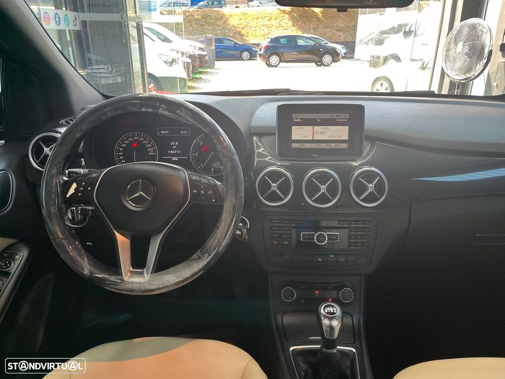 Mercedes-Benz B 200 CDi BlueEfficiency - 12
