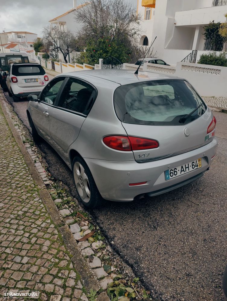 Alfa Romeo 147 1.6 T.S. 16V 120 - 4