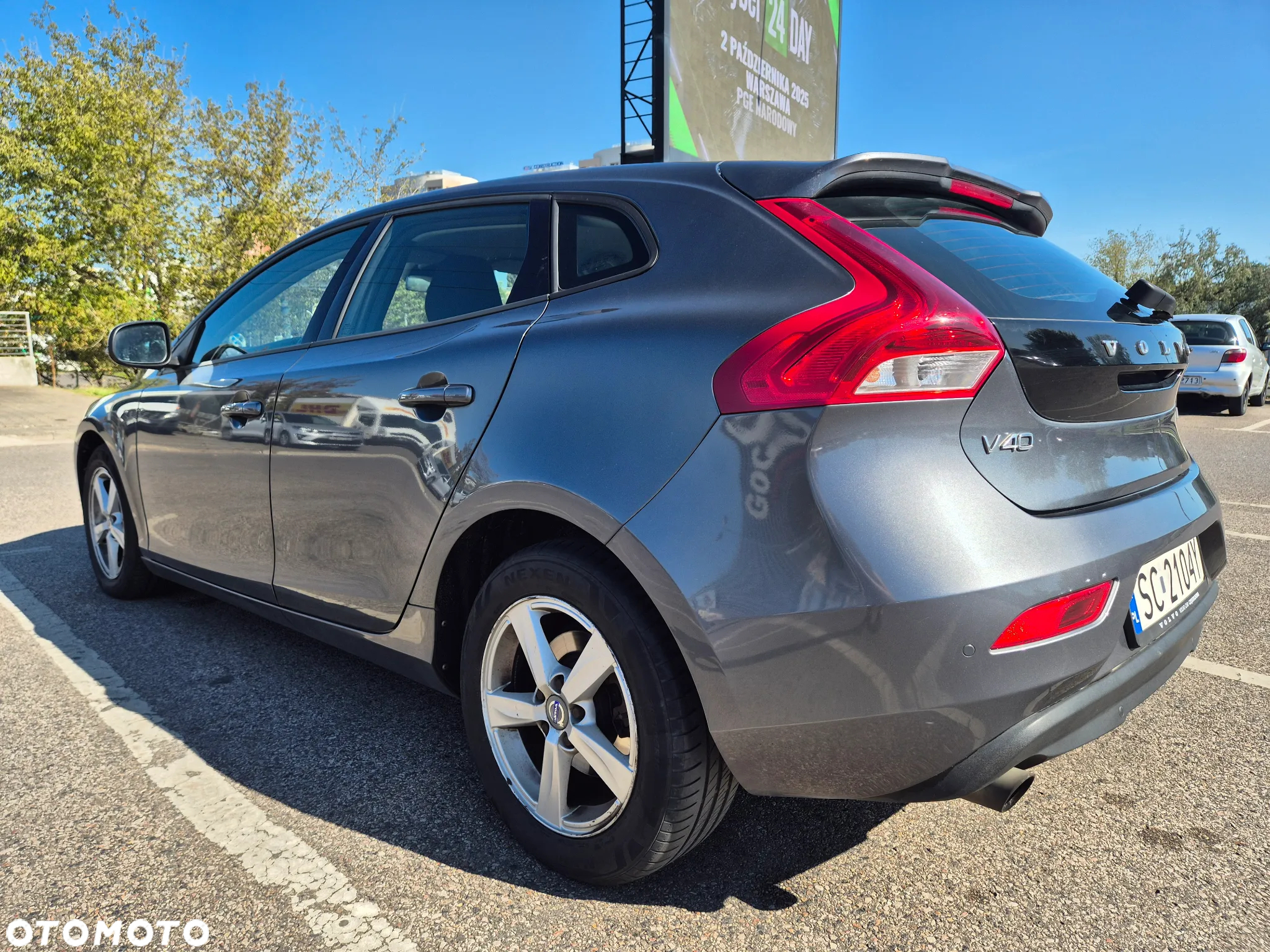 Volvo V40 D3 Momentum - 7