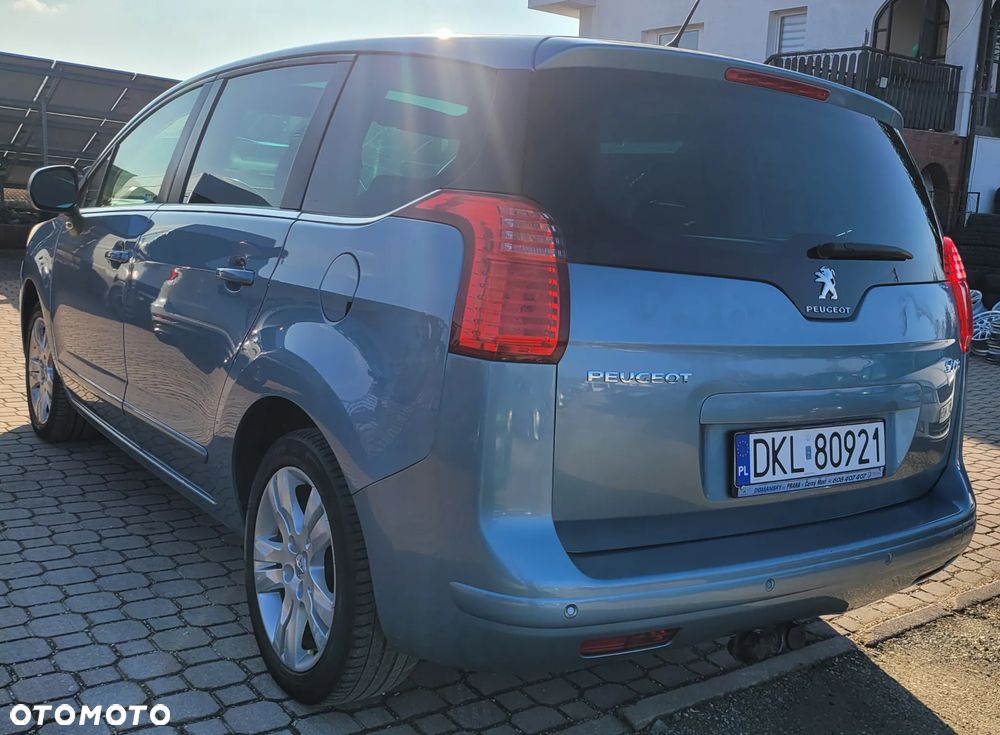 Peugeot 5008 1.6 THP Active 7os - 8