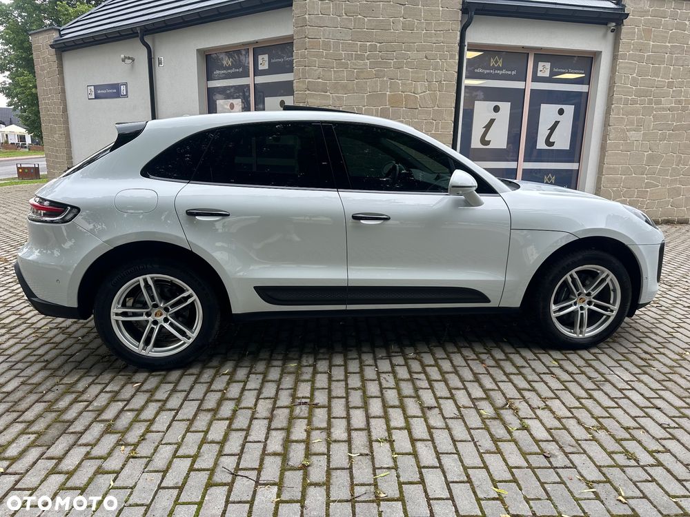 Porsche Macan Standard - 14