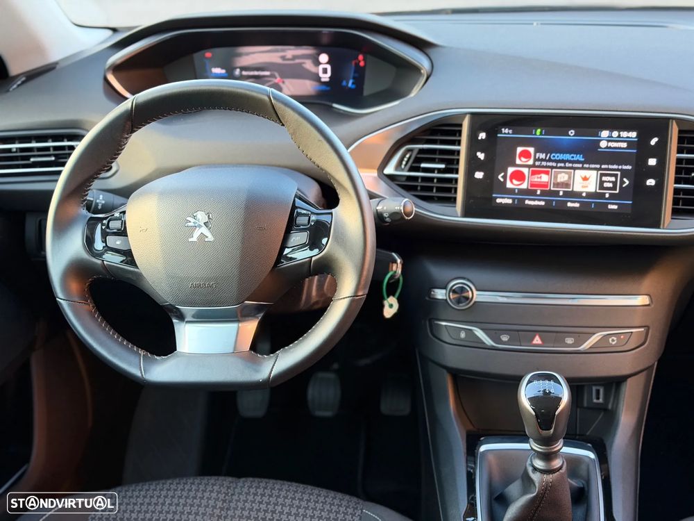 Peugeot 308 1.2 PureTech Style - 5