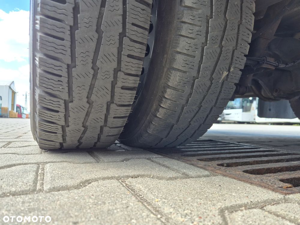 Mercedes-Benz SPRINTER / SPROWADZONY / AUTOMAT / EURO 6 / KLIMA - 16