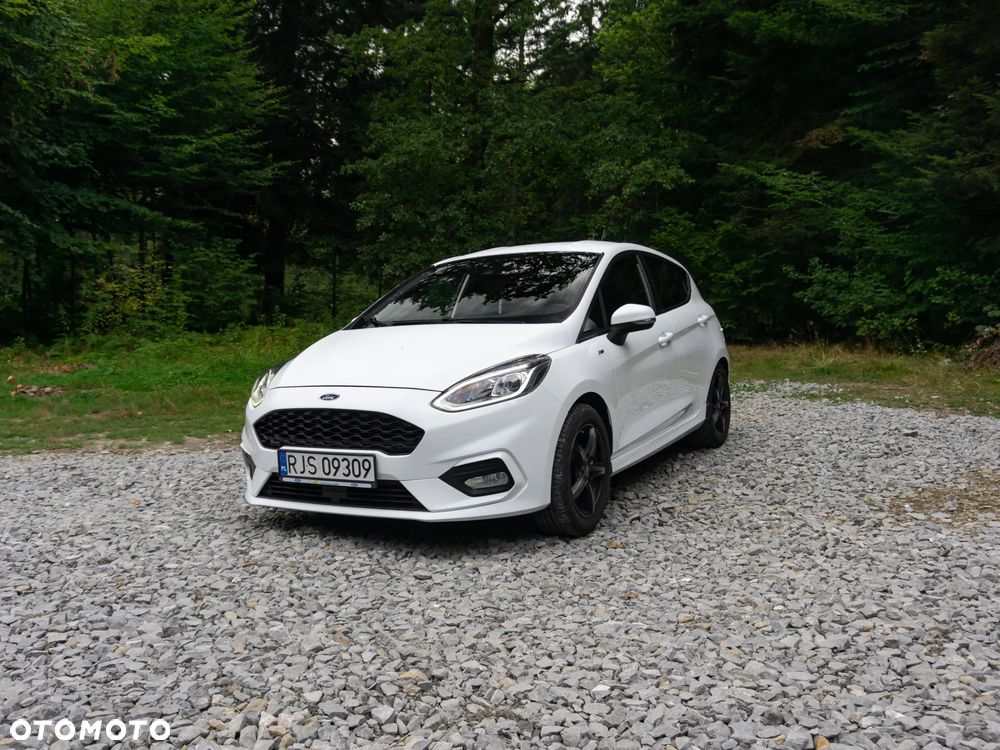 Ford Fiesta - 2