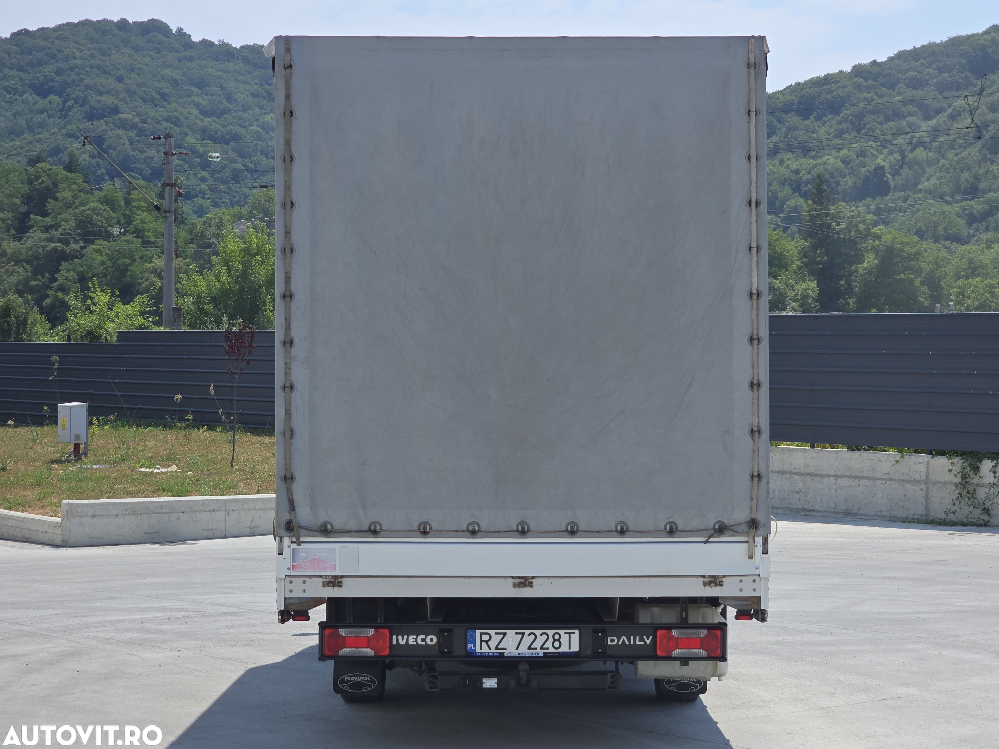 Iveco Daily - 12