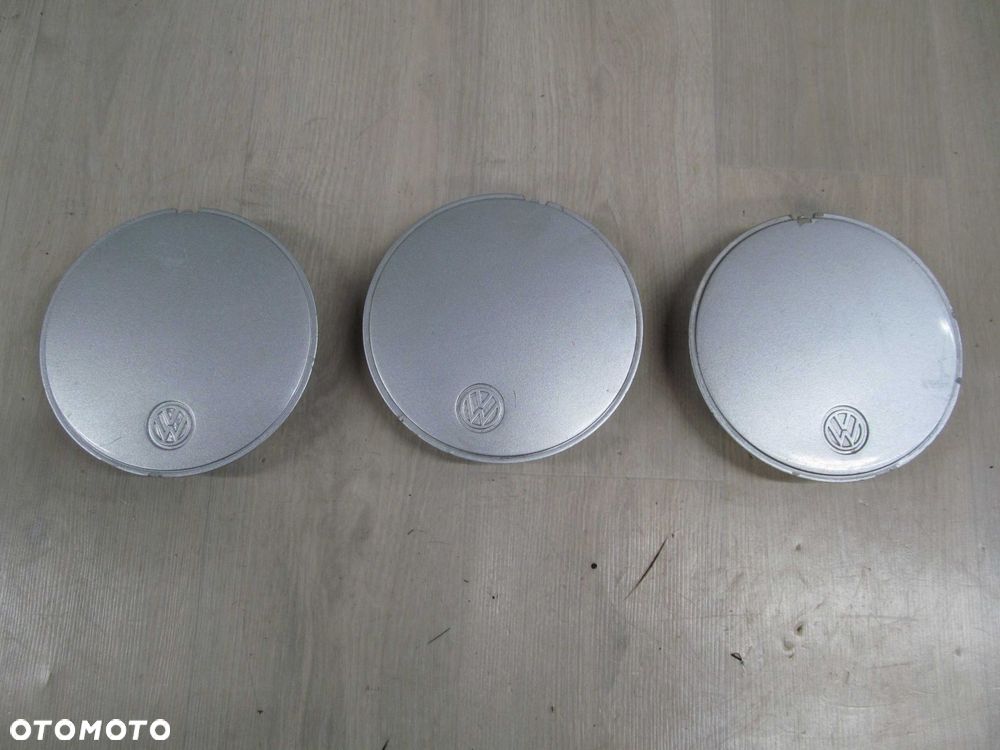 VW T4 TRANSPORTER DEKIELEK FELGI KAPSEL 323601149 - 1