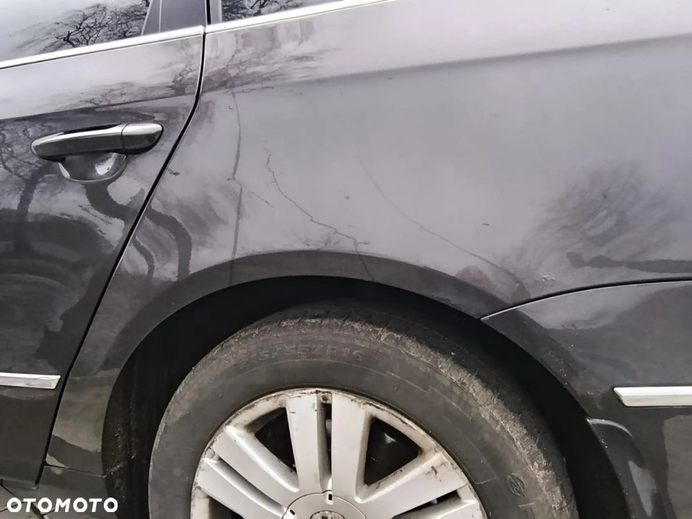 Volkswagen Passat Variant 2.0 TDI Highline - 13