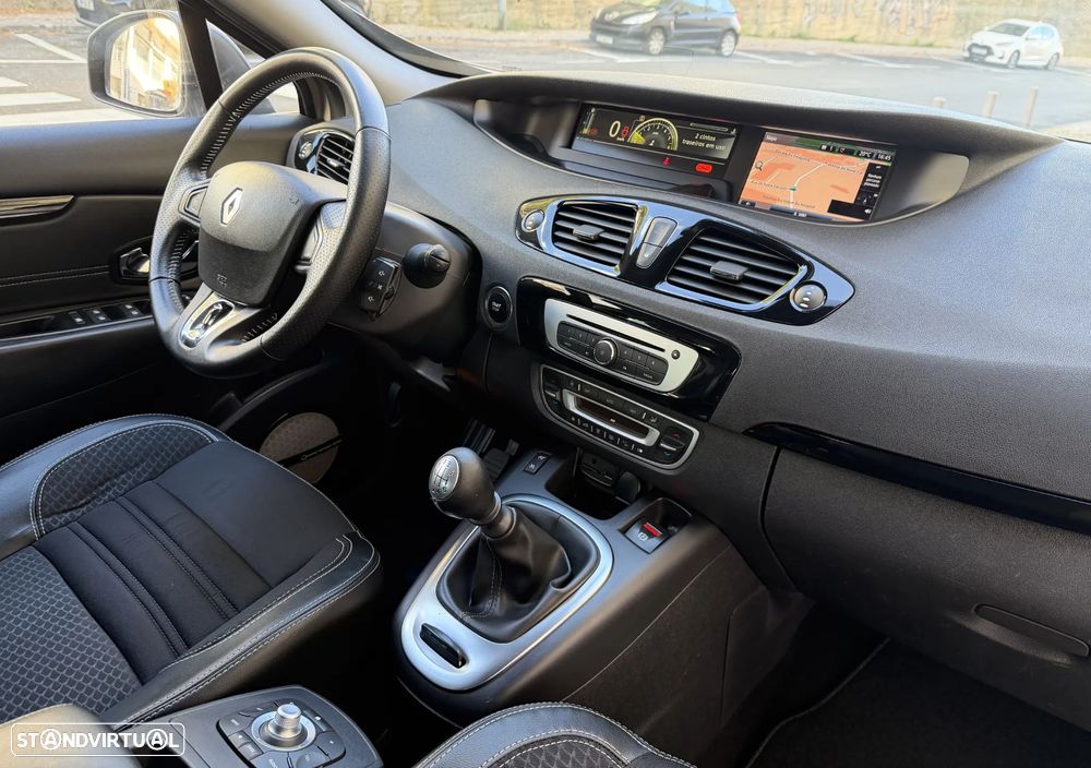 Renault Grand Scénic 1.5 dCi Bose Edition SS - 22