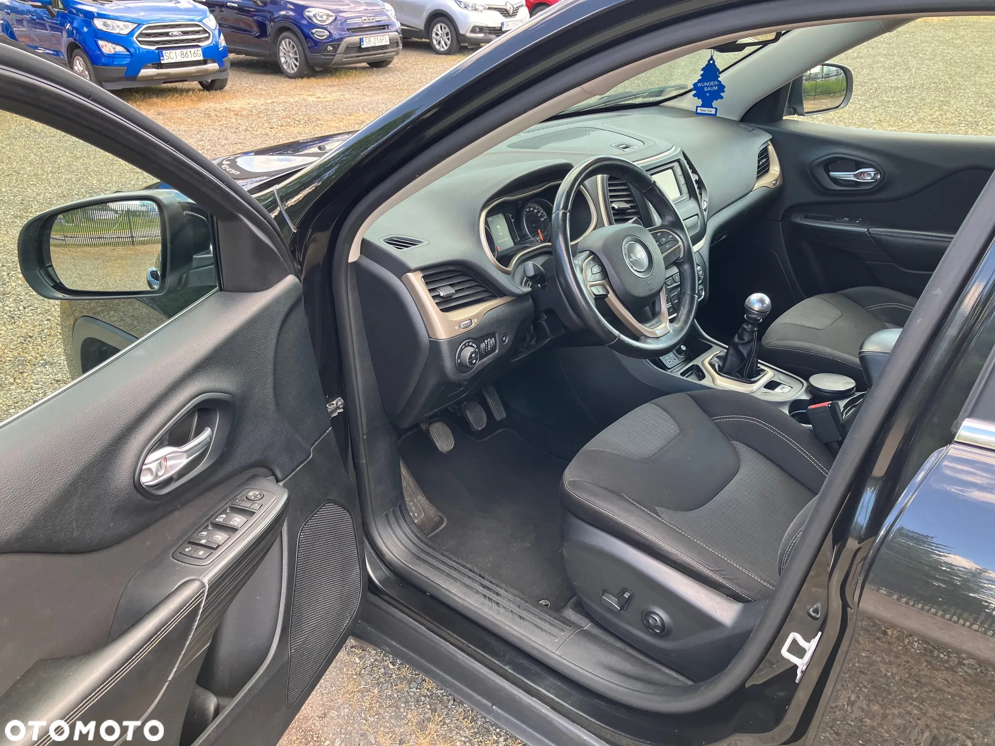 Jeep Cherokee 2.0 MJD 4x2 Longitude - 6