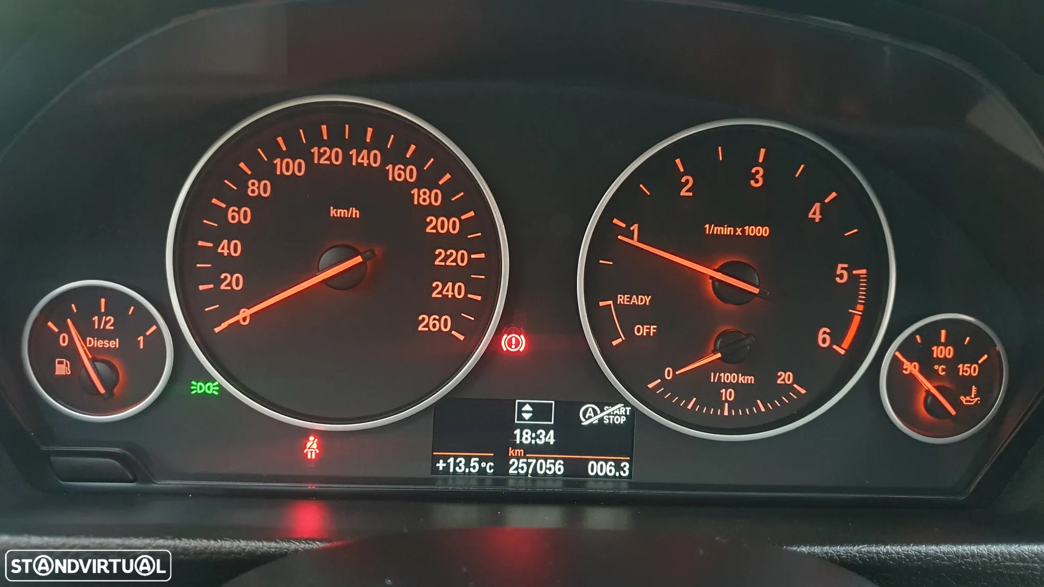 BMW 318 d Line Luxury - 13