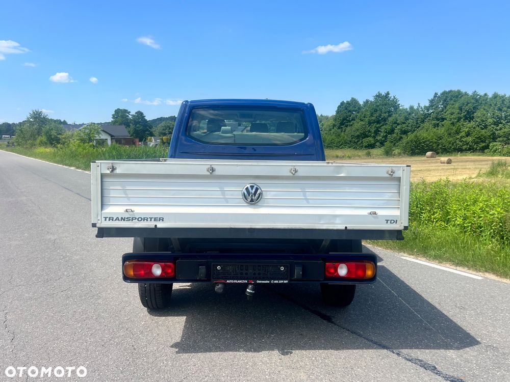 Volkswagen Transporter - 4