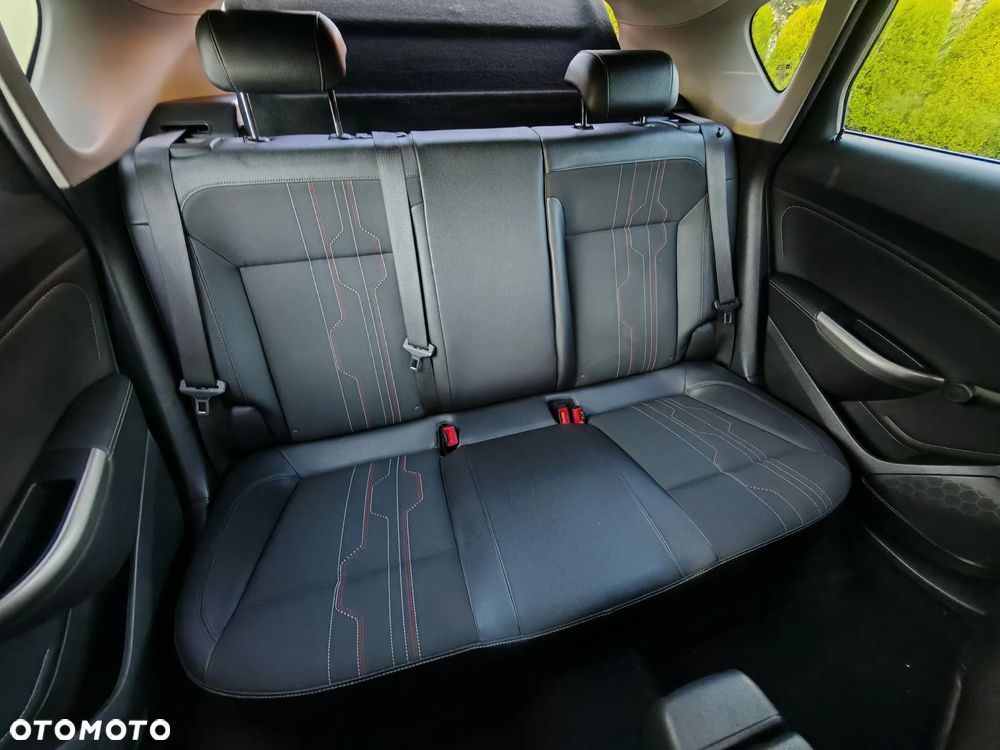 Opel Astra 1.4 Turbo 150 Jahre - 15