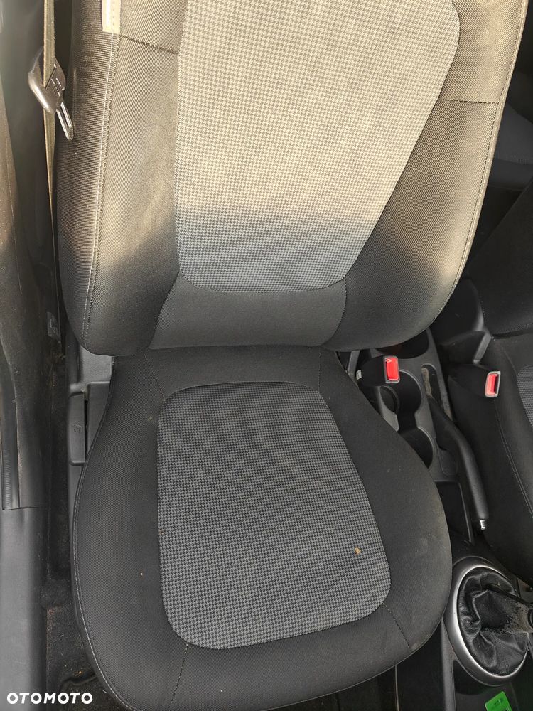 Hyundai i20 1.25 Comfort - 15
