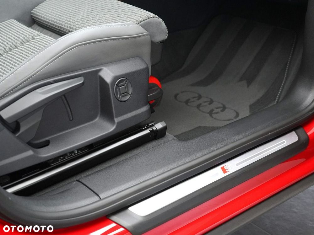 Audi Q3 Sportback - 31