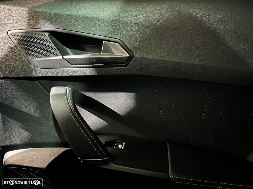 Cupra Formentor 1.4 e-Hybrid DSG VZ - 23