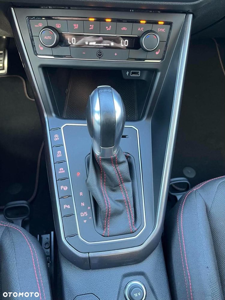 Volkswagen Polo - 27