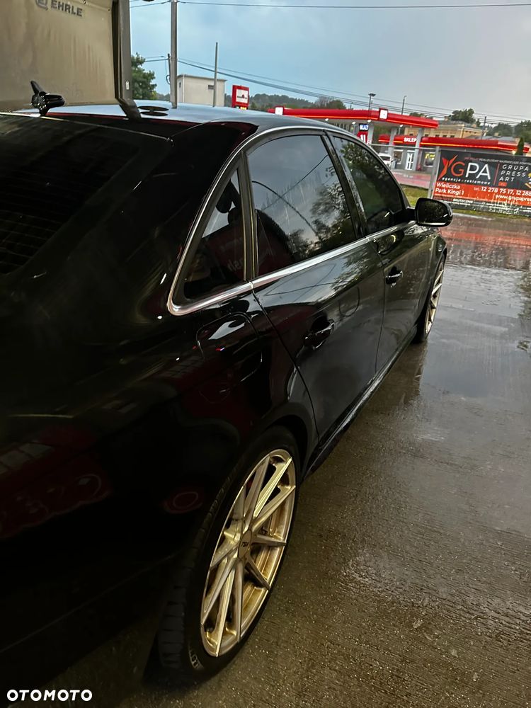 Audi A4 Limousine 2.0 TFSI Quattro S tronic - 5