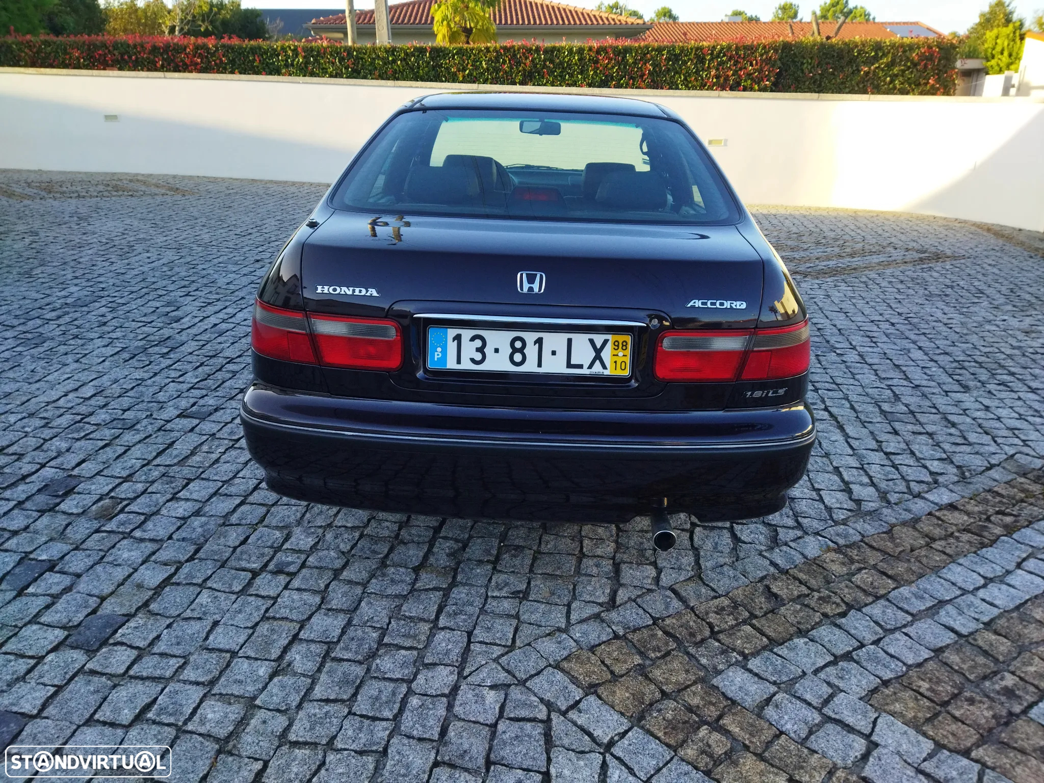 Honda Accord 1.8i LS - 10