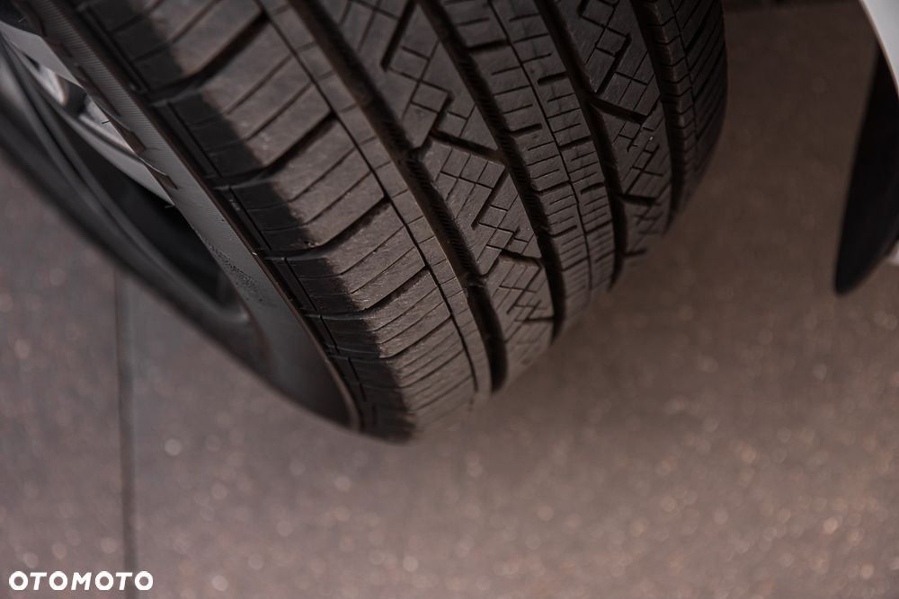 Volvo XC 60 - 35