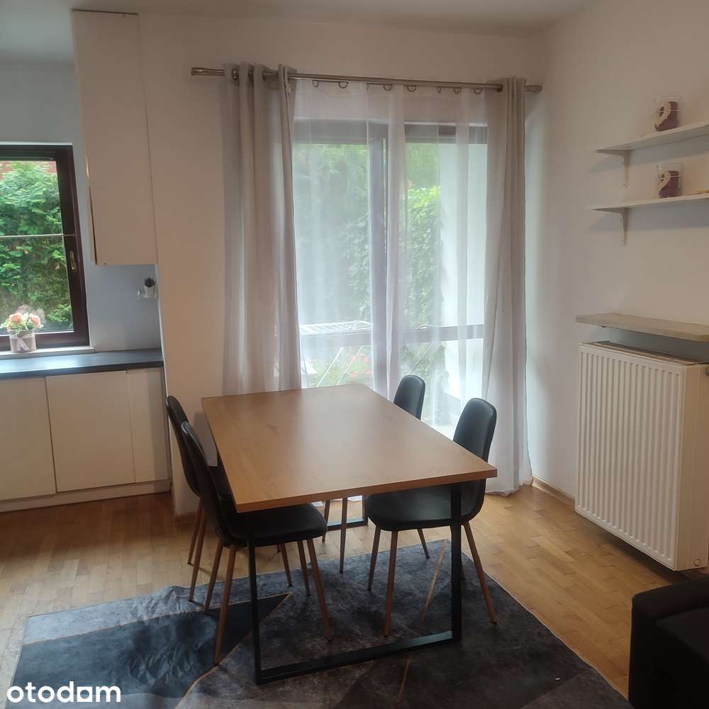 Komfortowe 3 pokoje z wielkim ogródkiem i 2 łazienkami