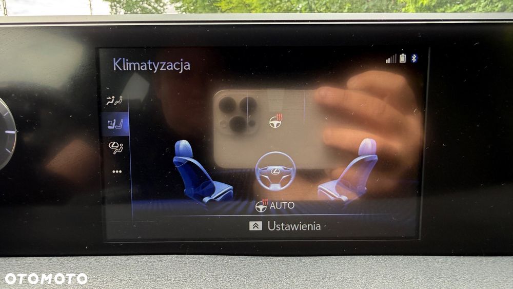 Lexus UX 250h F Sport 2WD - 19