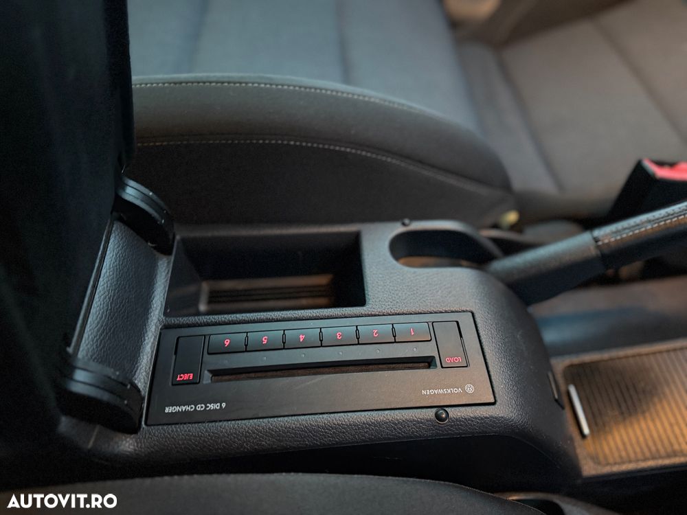 Volkswagen Golf 1.4 TSI DSG Style - 22