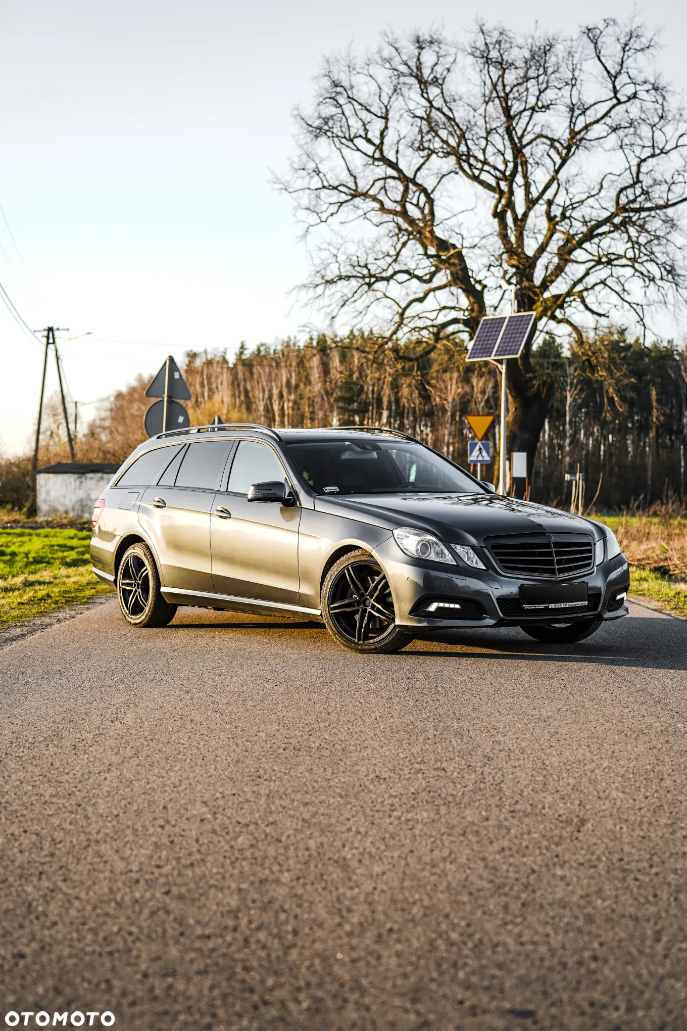 Mercedes-Benz Klasa E 350 T CDI DPF BlueEFFICIENCY 7G-TRONIC Avantgarde - 2