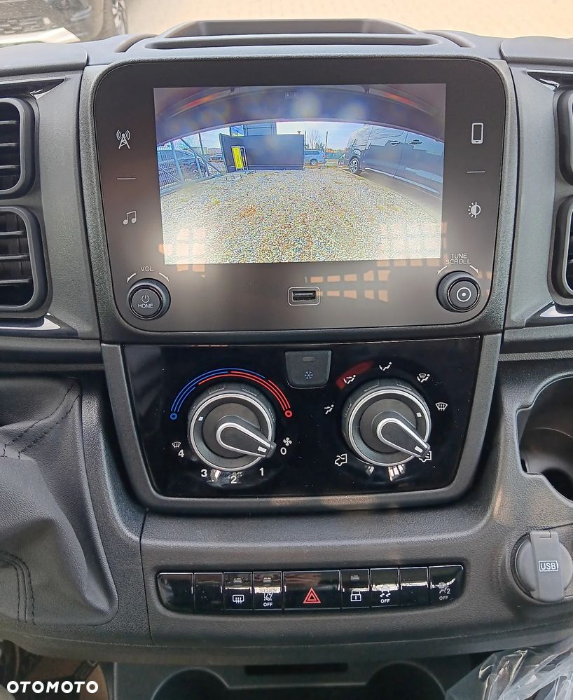 Opel Movano Załogowe ze skrzynią fabryczną - 9