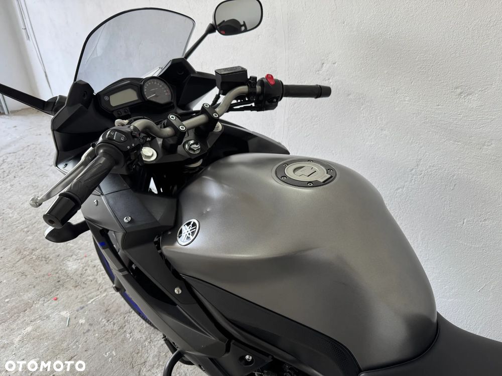 Yamaha XJ - 33