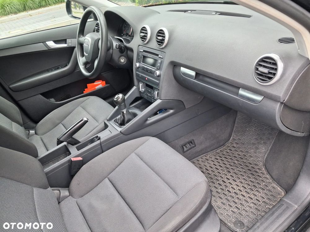 Audi A3 Sportback - 6