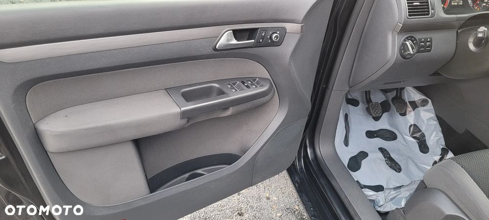 Volkswagen Touran 2.0 TDI United - 13