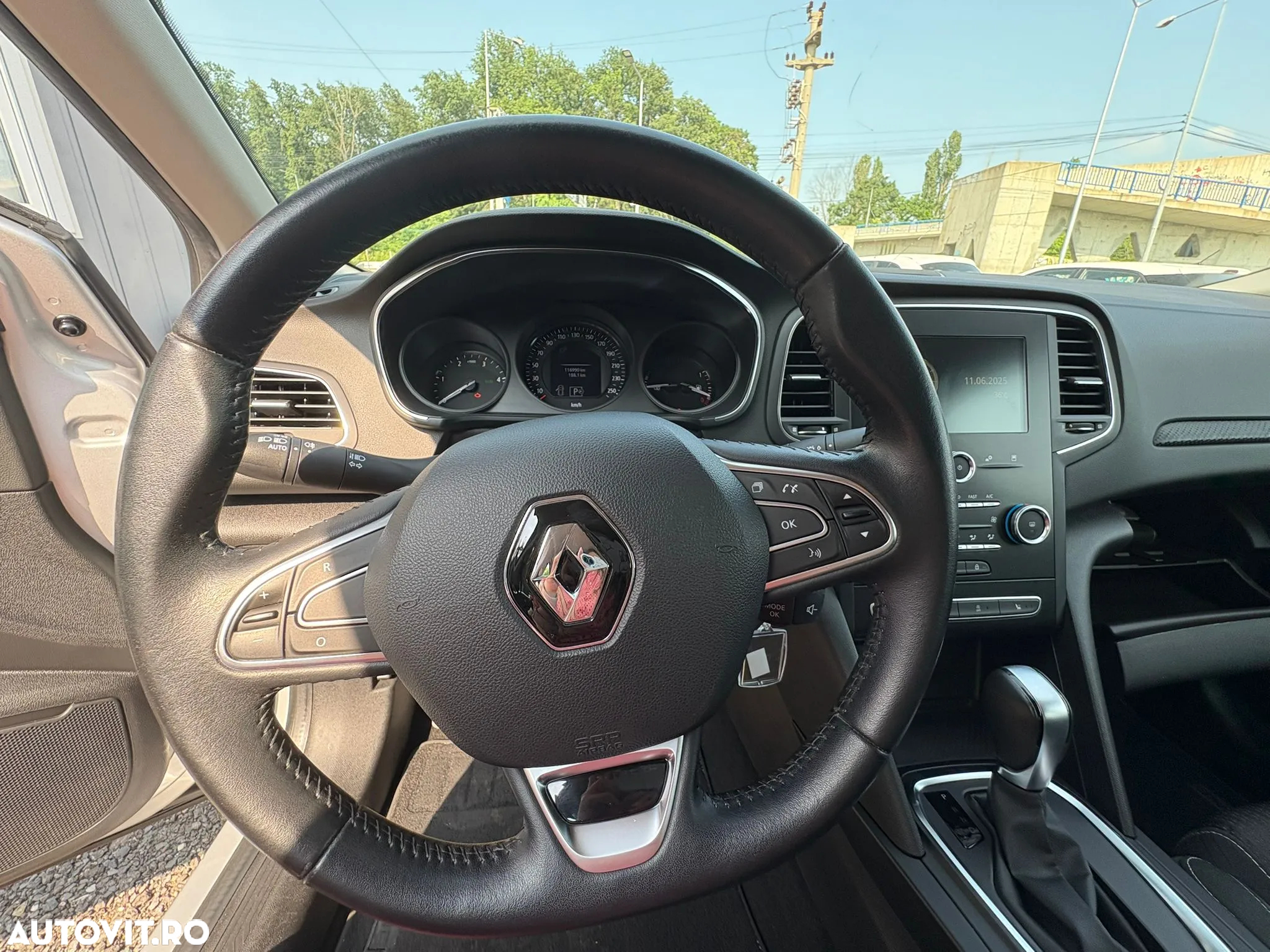 Renault Megane BLUE dCi EDC Zen - 5