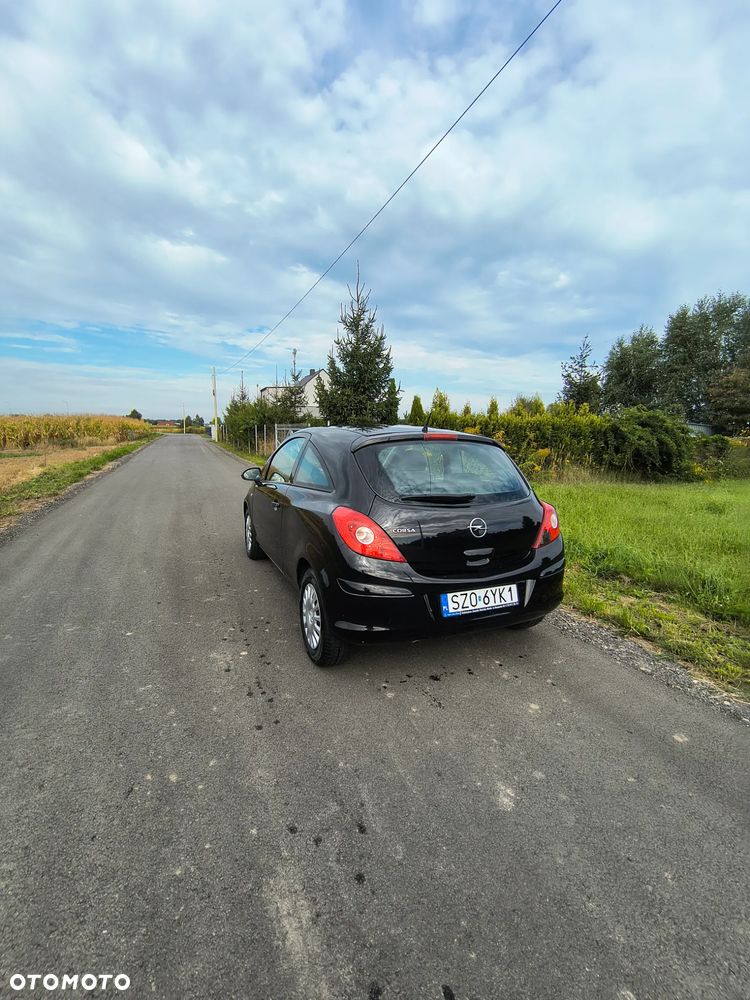 Opel Corsa 1.2 16V Cosmo - 14