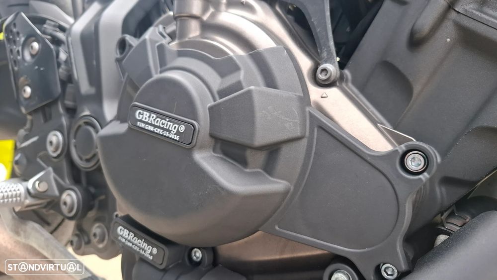 Yamaha MT-07 Nardo Grey 35 kw - 30