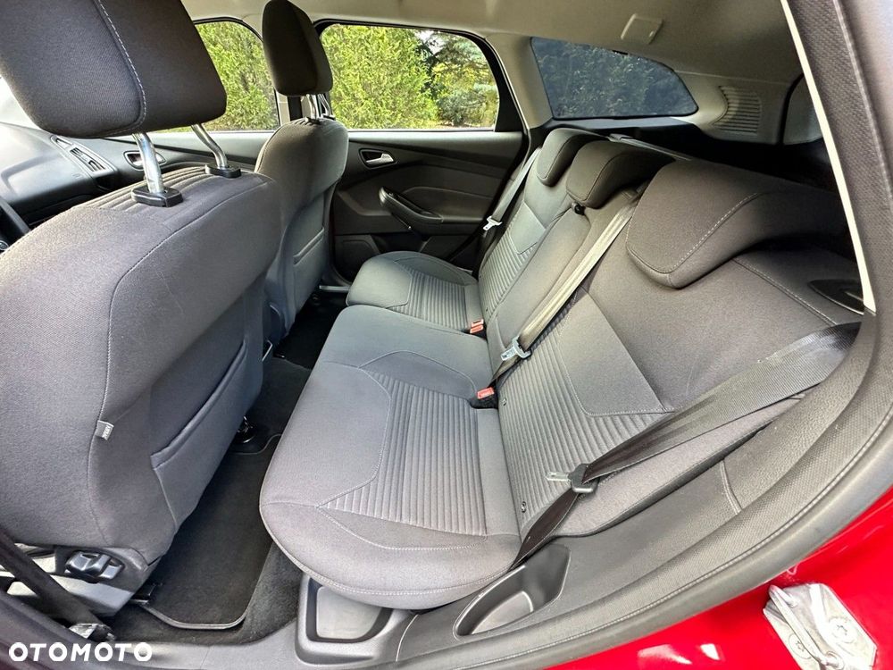 Ford Focus SW 1.0 EcoBoost Titanium - 18