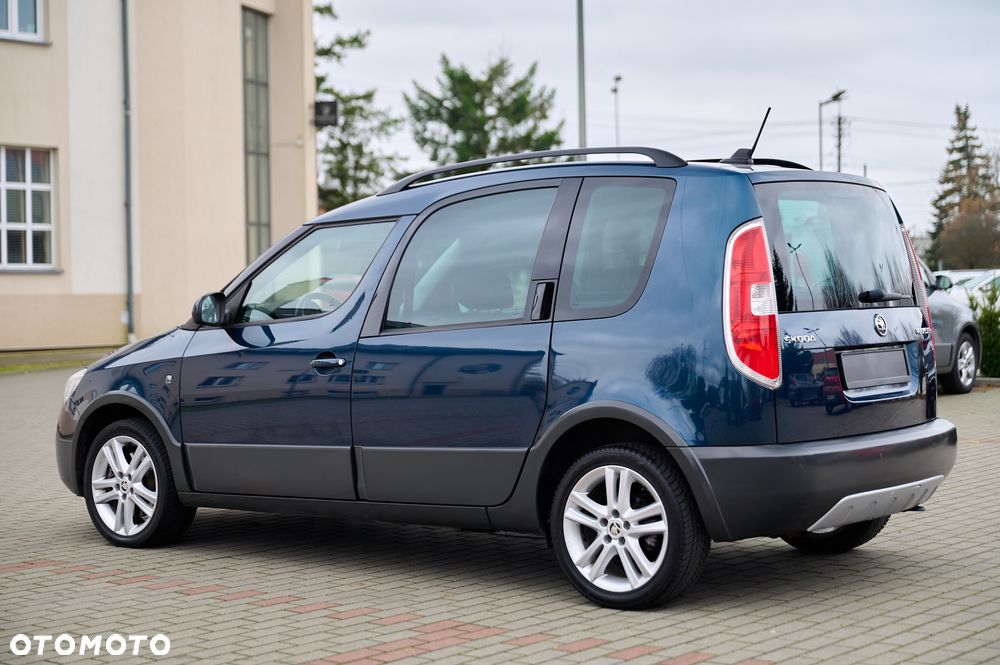 Skoda Roomster 1.6 TDI DPF Scout PLUS EDITION - 9