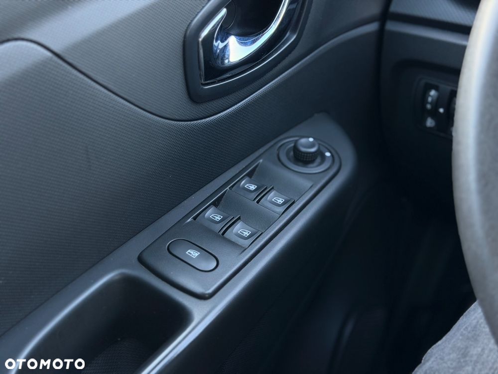 Renault Captur 0.9 Energy TCe Alize EU6 - 17