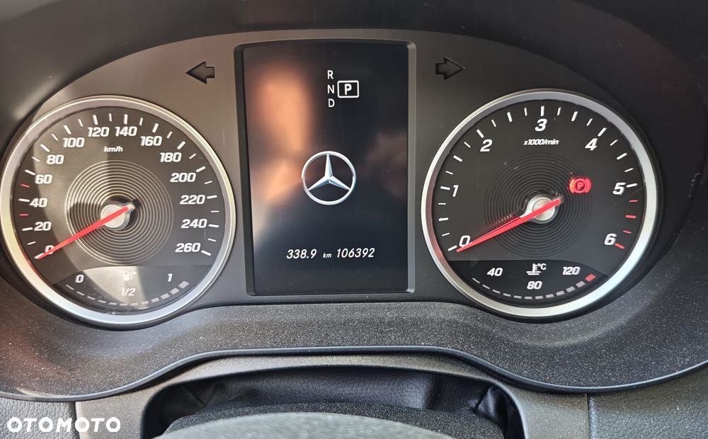 Mercedes-Benz Klasa C 200 d 9G-TRONIC Avantgarde - 21