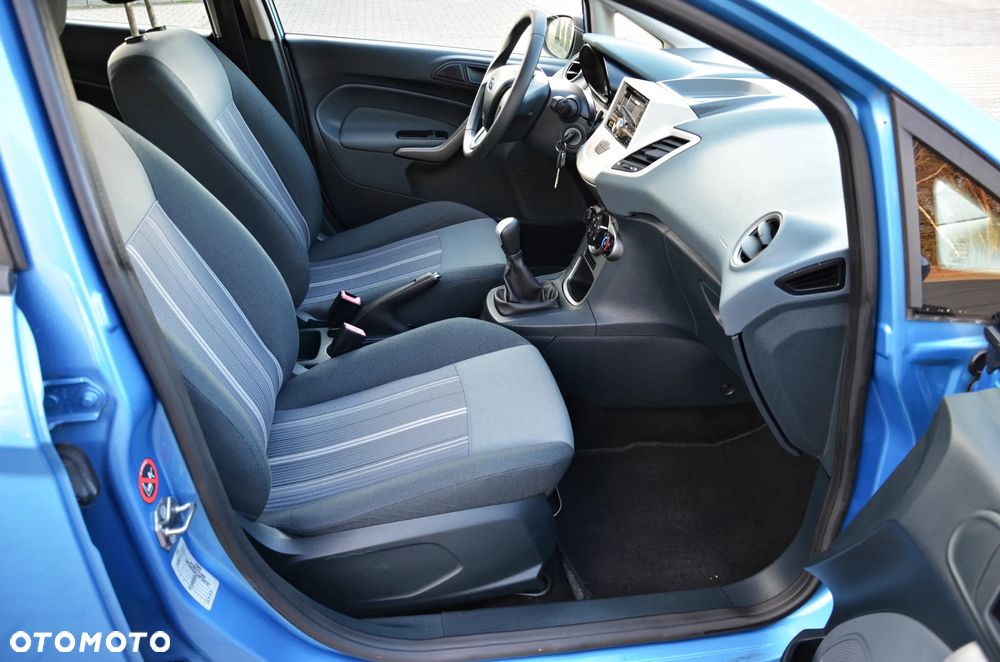 Ford Fiesta 1.25 Ghia - 6