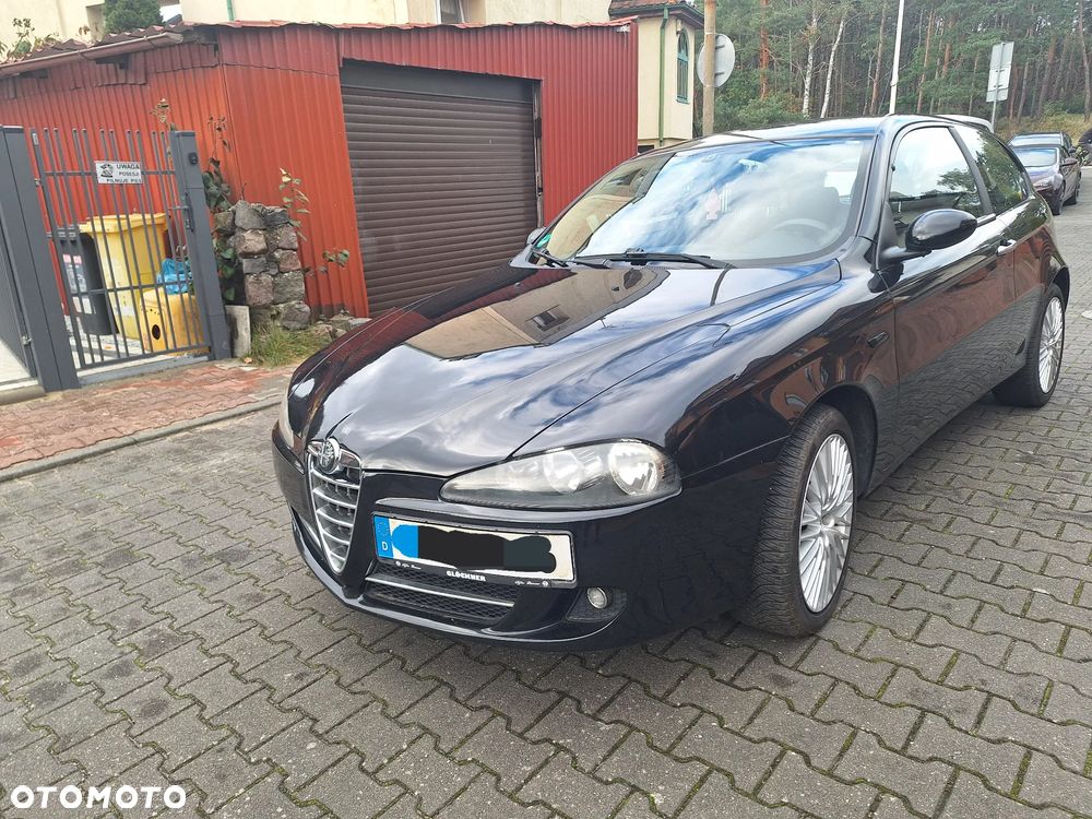 Alfa Romeo 147 - 4