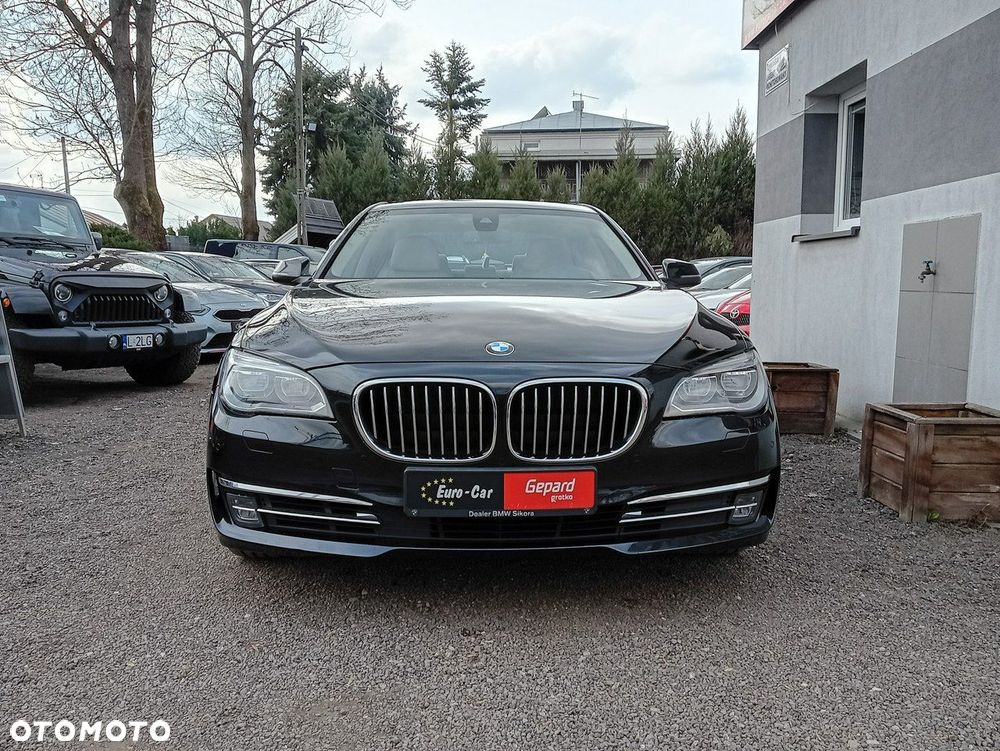 BMW Seria 7 740d xDrive - 2