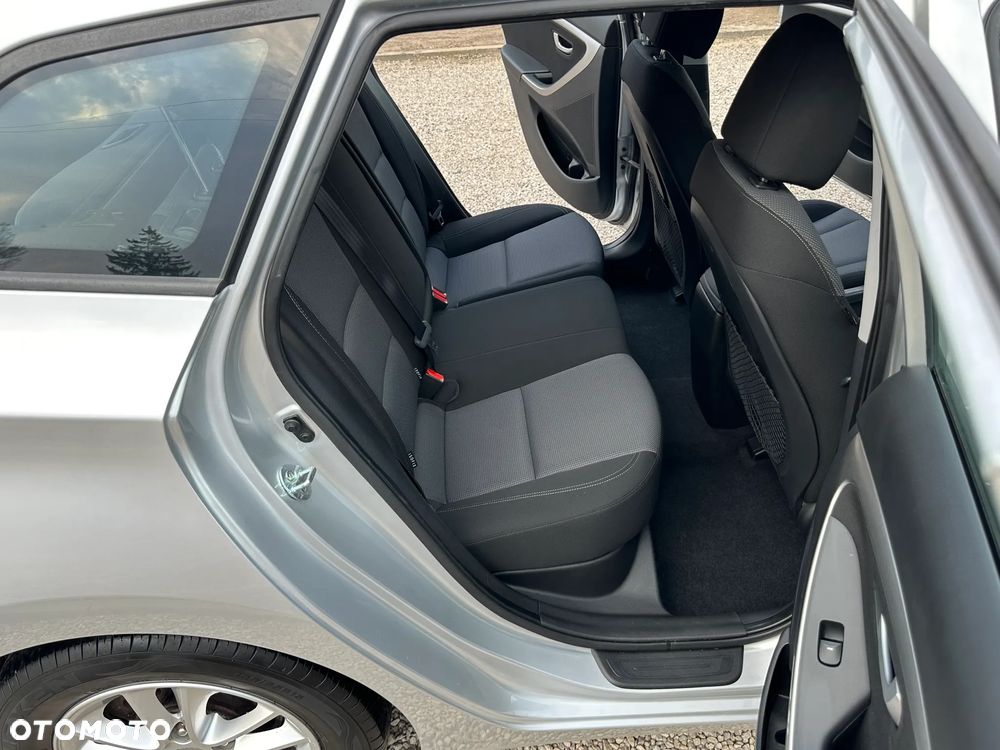 Hyundai i30 i30cw 1.6 CRDi Trend - 38