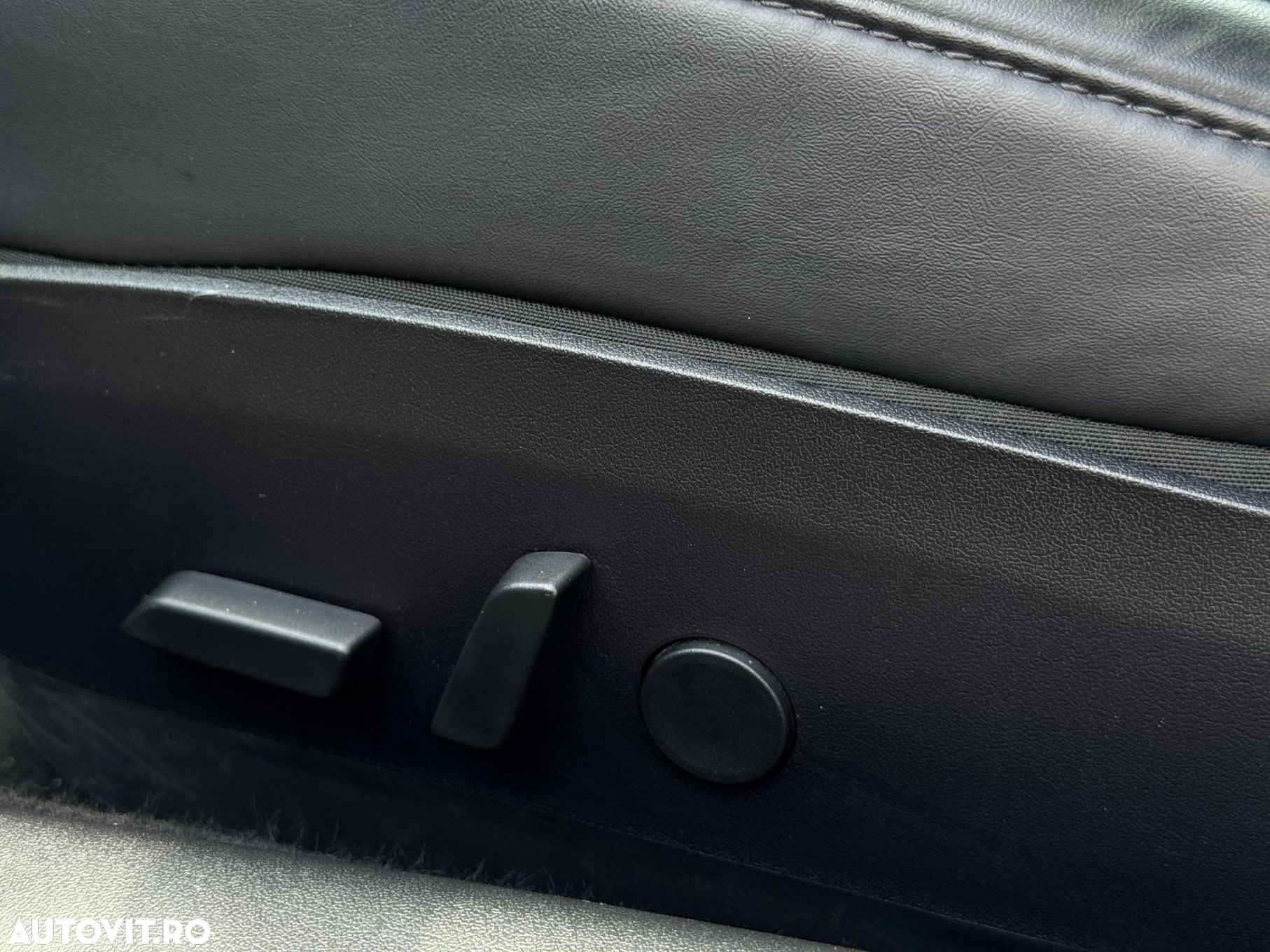 Tesla Model 3 Langstreckenbatterie Allradantrieb Dual Motor - 28