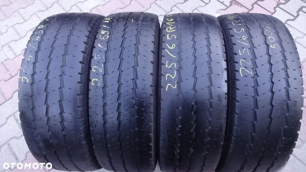 Opona letnia 4 szt. Continental Vanco 200 225/65R16 112/110 R (C) - 1