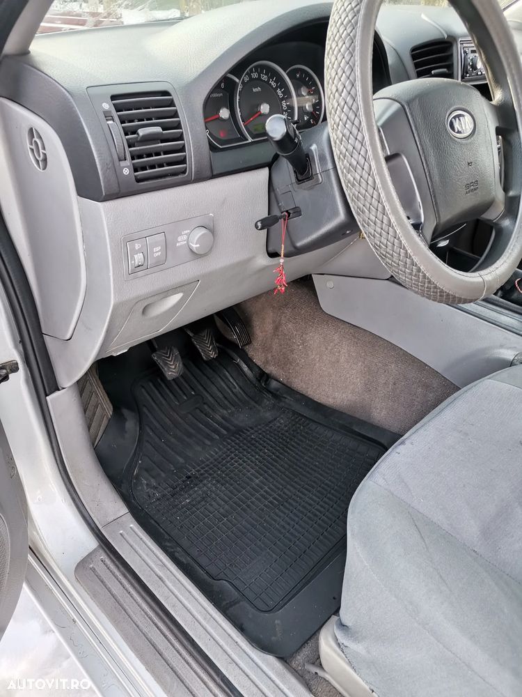 Kia Sorento 2.5 CRDi EX Executive - 9