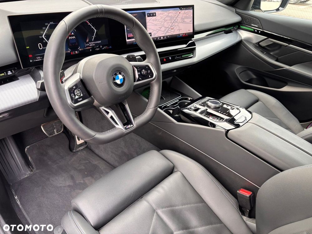 BMW Seria 5 520d xDrive mHEV M Sport - 12