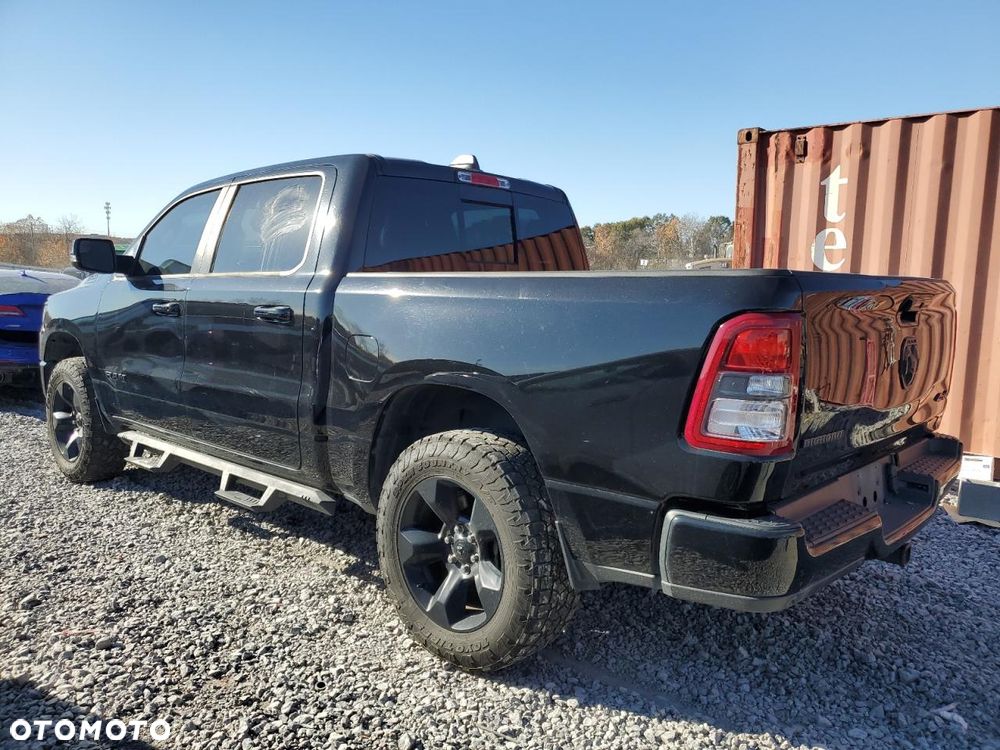 RAM 1500 5.7 Crew Cab Bighorn - 2