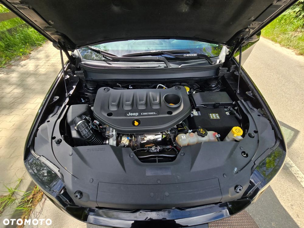 Jeep Cherokee 2.2 MJD Active Drive II Limited - 24